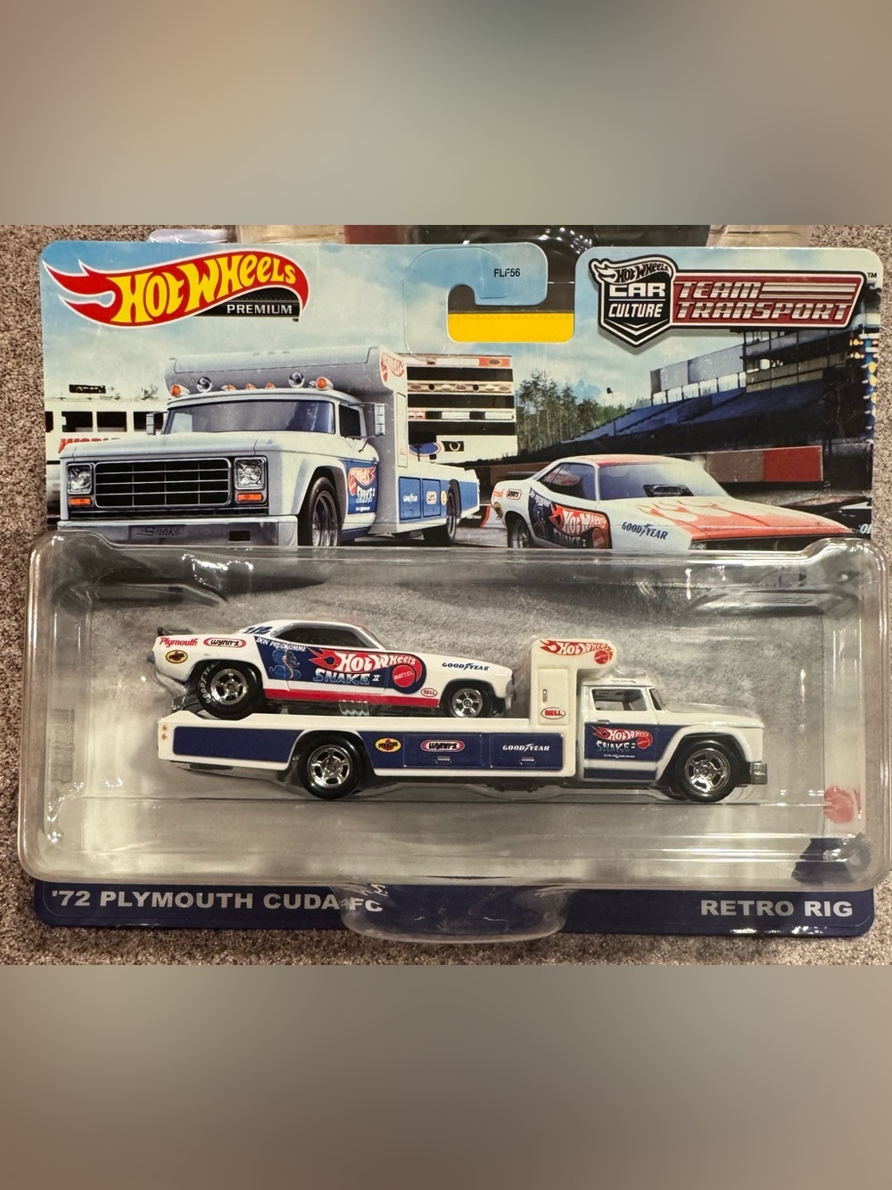 HOT WHEELS PREM CAR CULTURE TEAM TRANSPORT #46 ‘72 PLYMOUTH CUDA FC & RETRO RIG